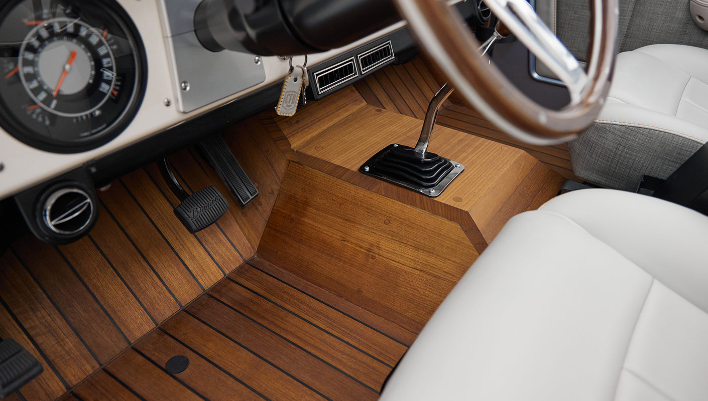 1973 brittany blue 302 series with gray leather teak floor