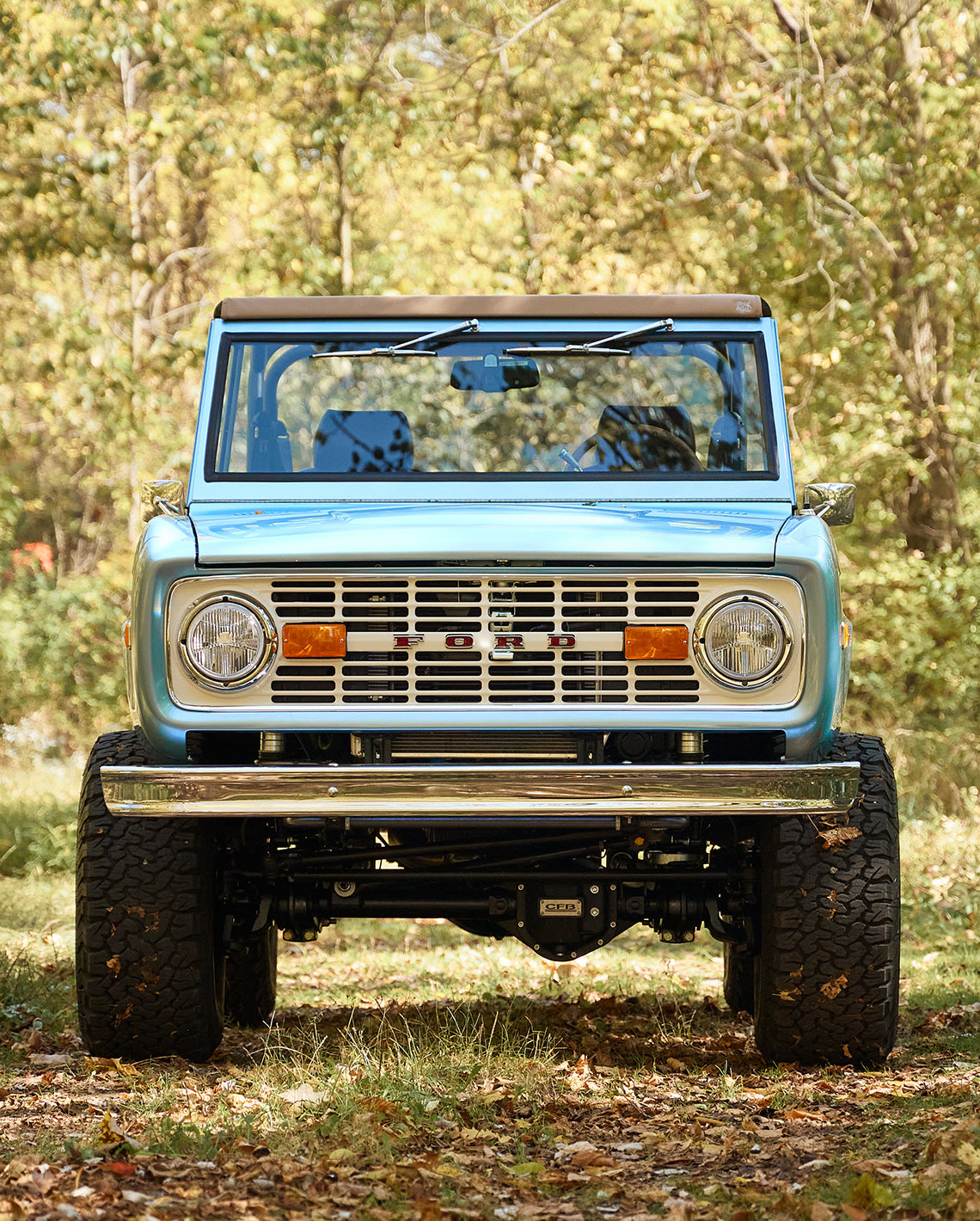 1974-blue-classic-ford-bronco-coyote-series-driver-front-343