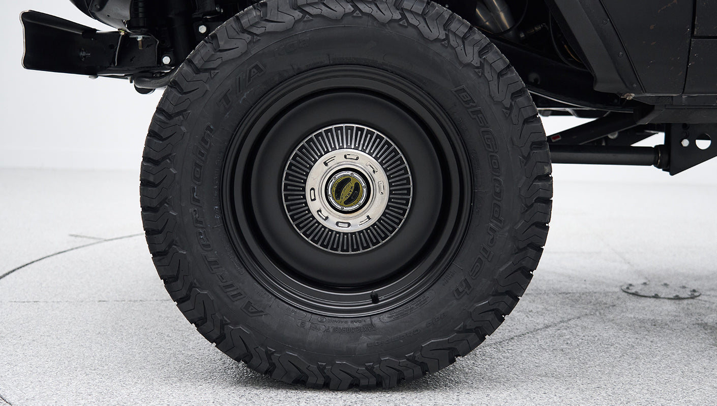 Classic Ford Bronco Black Patina Gen2 series