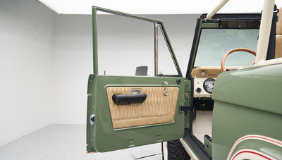 Classic Ford Bronco Boxwood Rangerstripes series