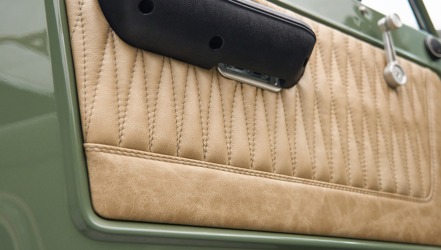 Classic Ford Bronco Boxwood Rangerstripes series