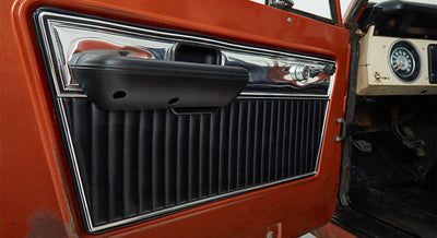 Classic Ford Bronco interior
