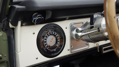 1976 classic ford bronco in boxwood green with ball glove leather gauge