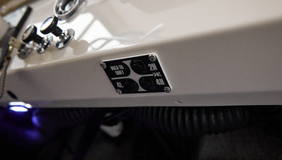 Four-wheel drive selector panel for 2H, 4H, and 4L in Classic Ford Bronco