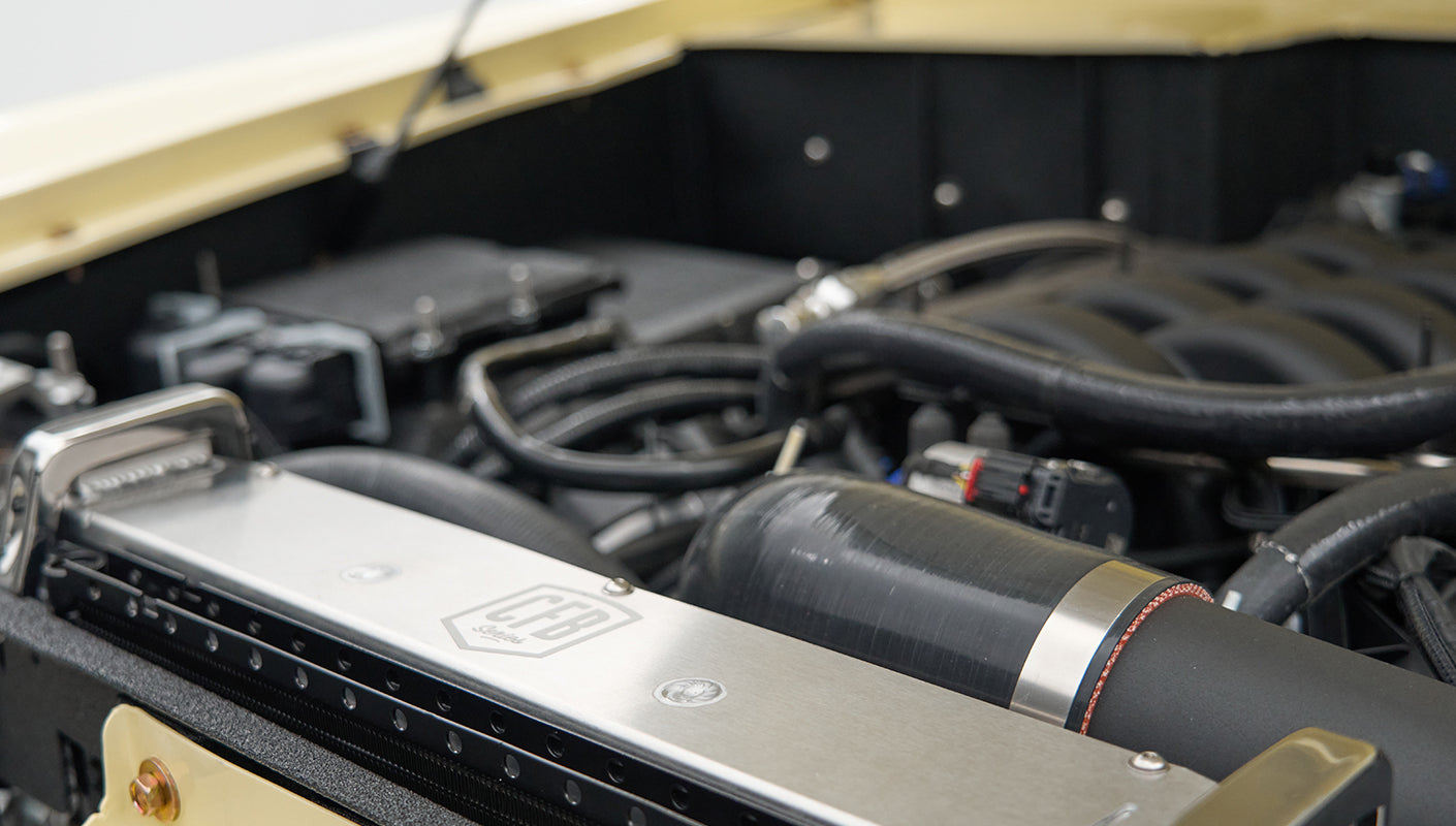 Vintage Bronco gen 3 Coyote engine