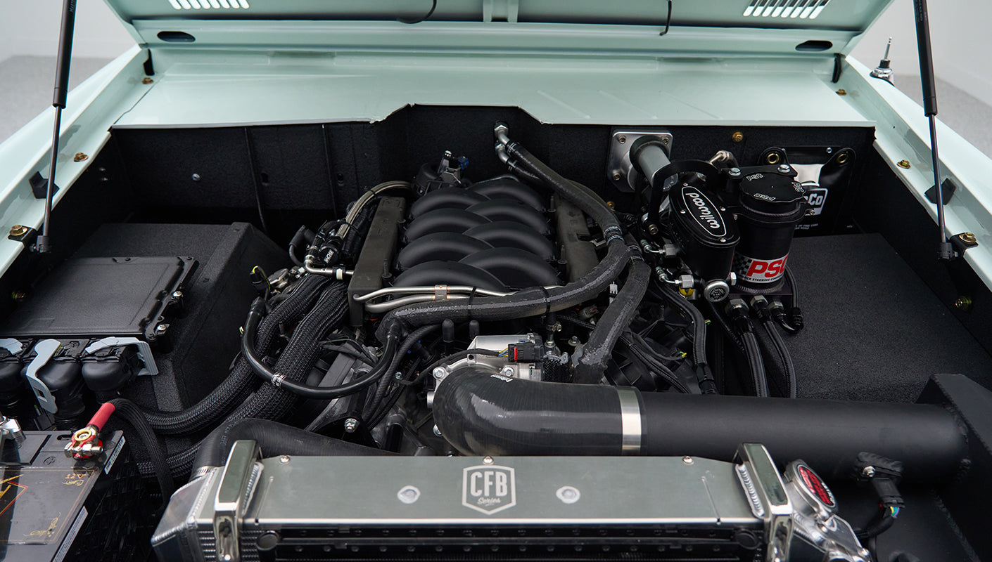 Classic Ford Bronco Porcelaingreen Ranger series
