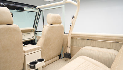 Classic Ford Bronco Porcelaingreen Ranger series