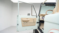 Classic Ford Bronco Porcelaingreen Ranger series