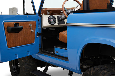 Classic Ford Bronco interior