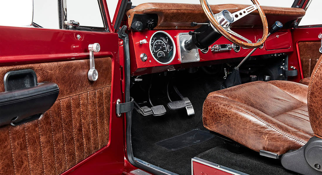 Classic Ford Bronco interior