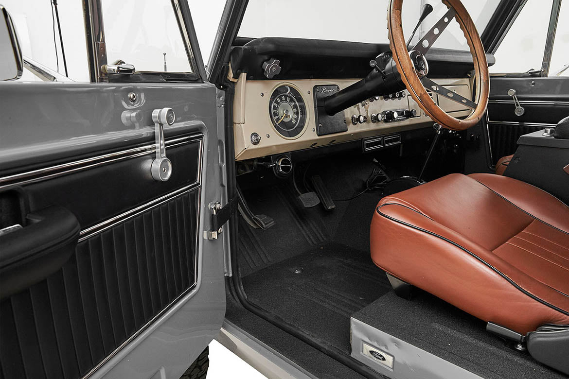 Classic Ford Bronco interior