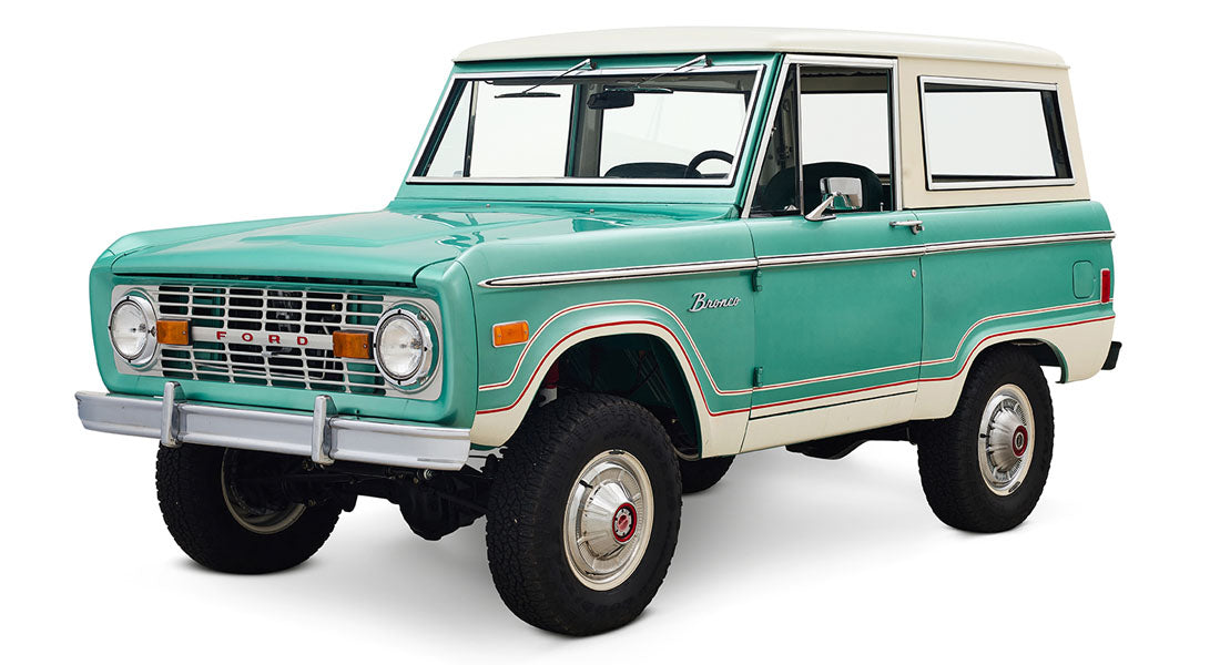 Restored Ford Bronco 1977 Light Jade 302 v8 with Wimbledon White Hard Top