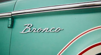 Restored Ford Bronco 1977 Light Jade 302 v8 with Wimbledon White Hard Top