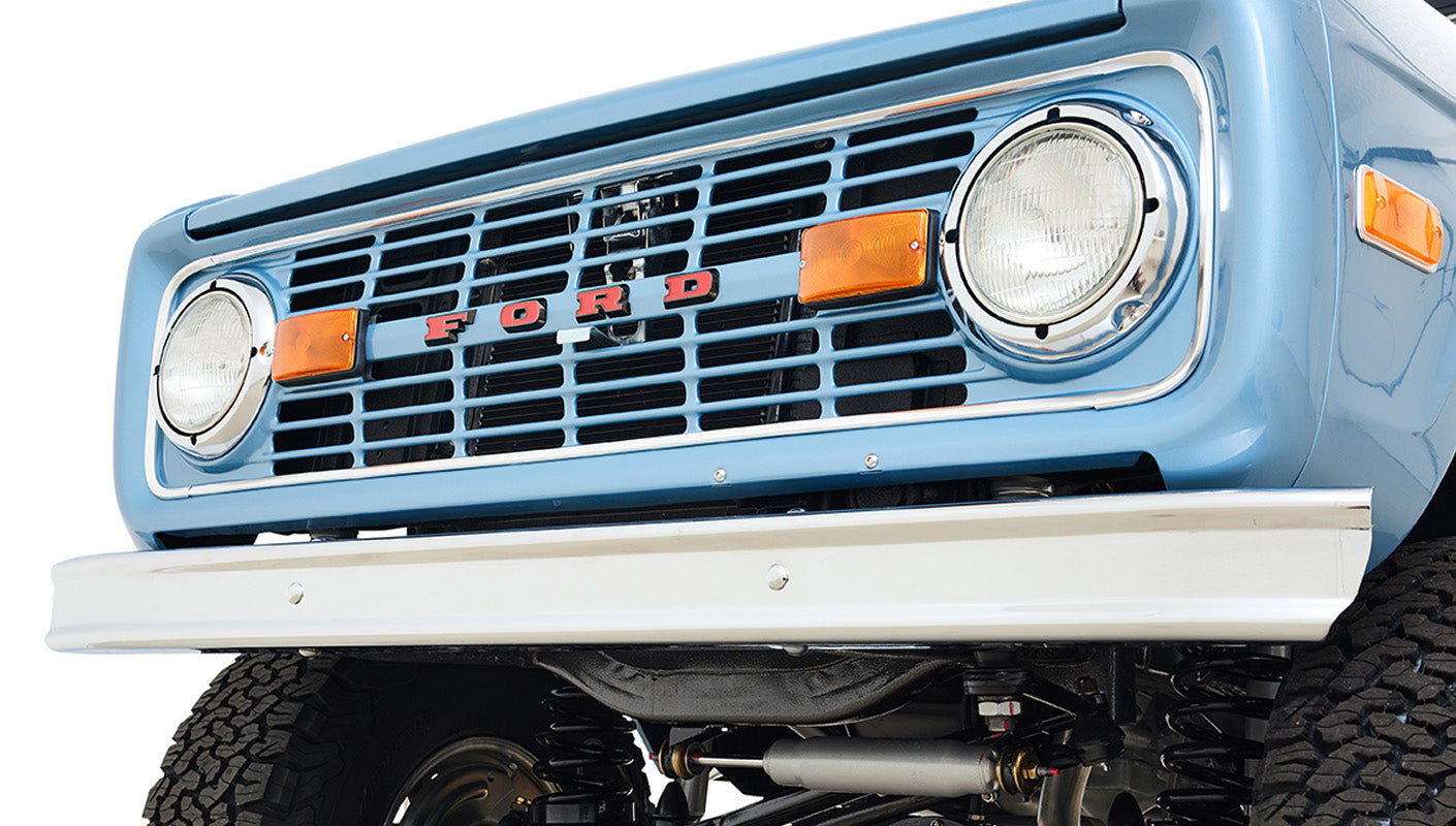 Ford Bronco 1969 Brittany Blue 302 Series with Tartan Plaid Interior