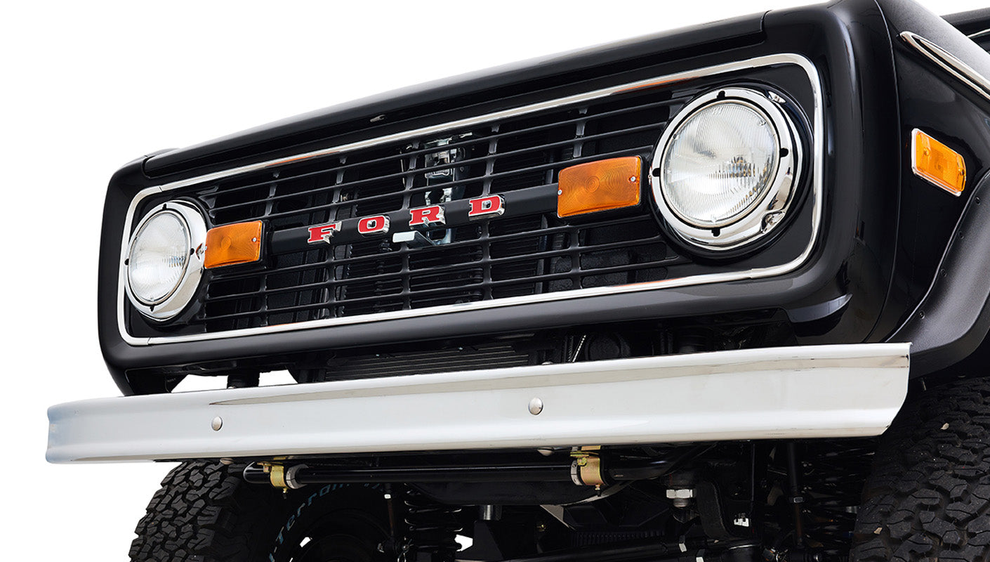 Ford Bronco 1970 in Black with Black bedlined hard top with custom straight stitch interior