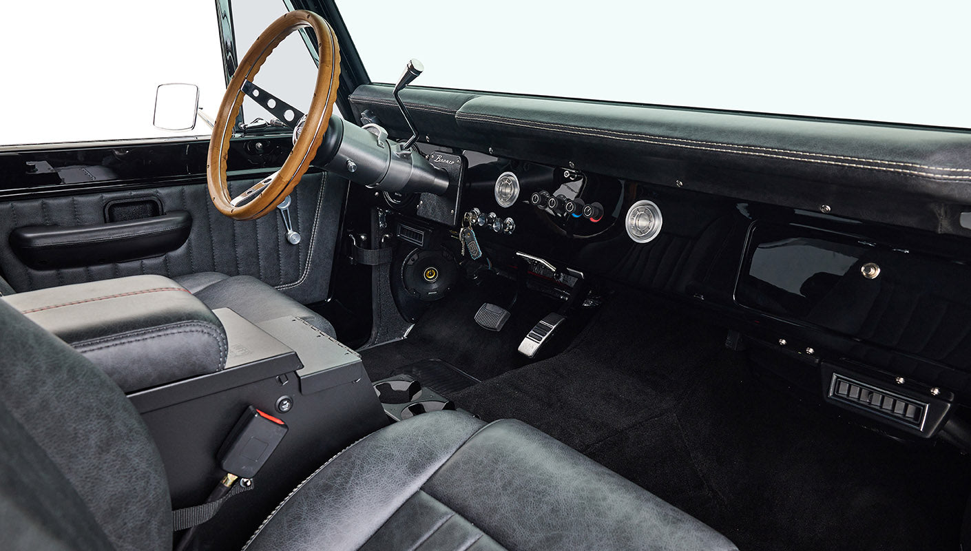 Ford Bronco 1970 in Black with Black bedlined hard top with custom straight stitch interior