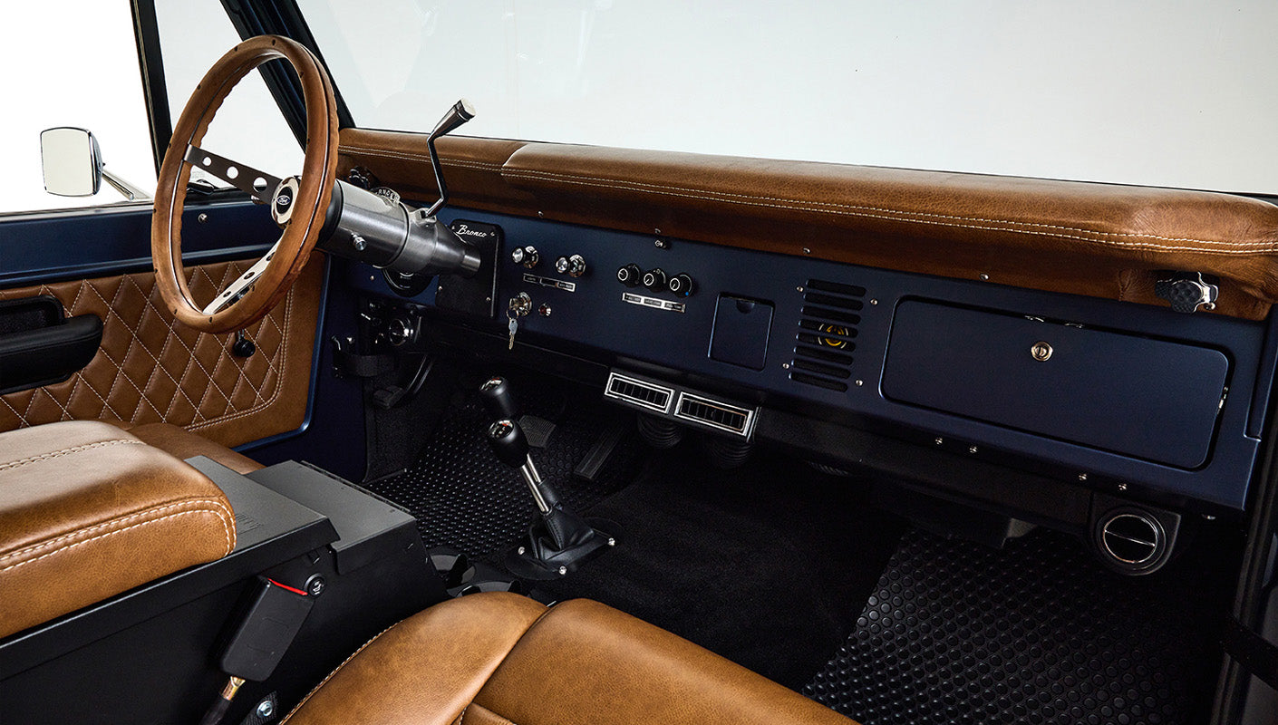 Ford Bronco 1970 Matte Blue 302 Series with Black Soft Top