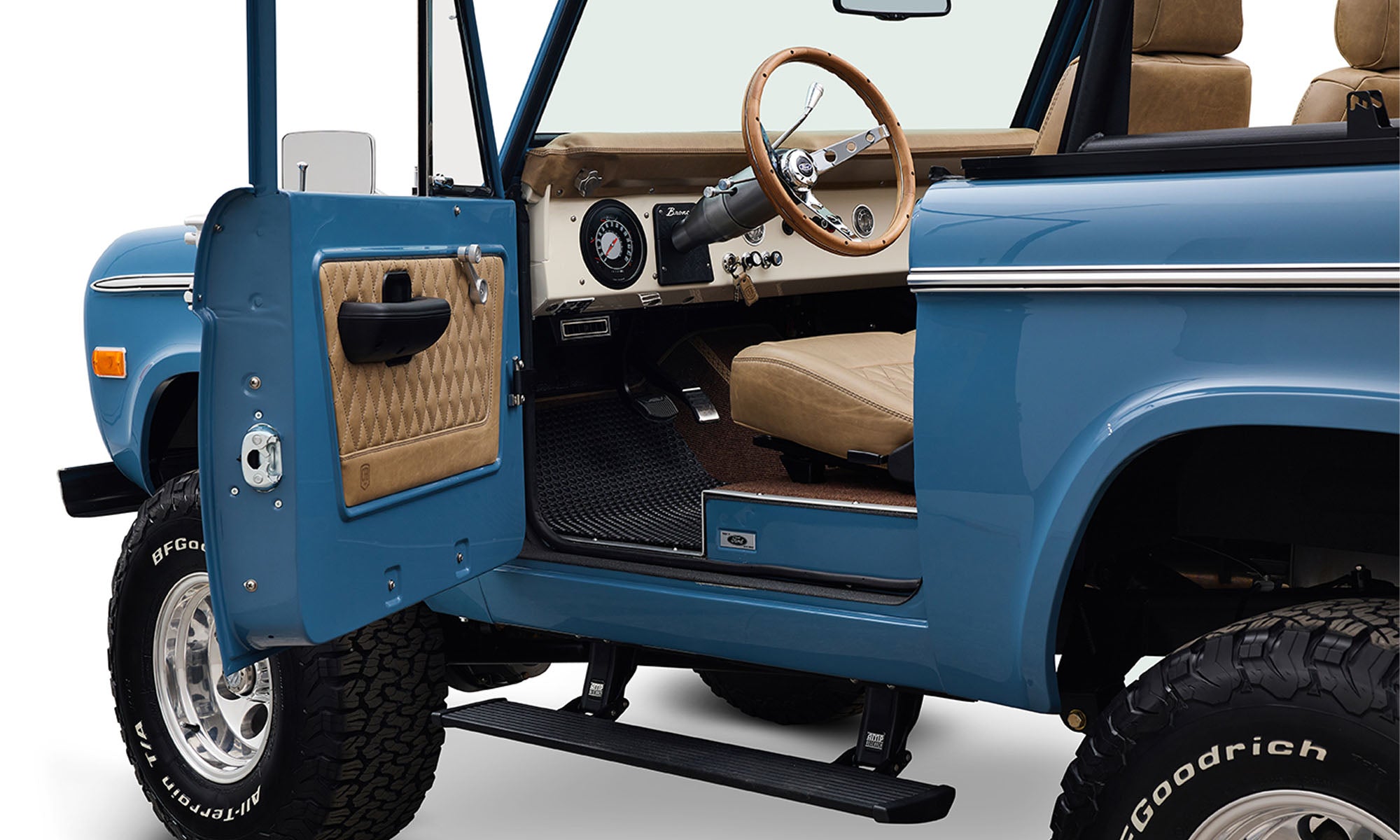 1970 Ford Bronco in Stars and Stripes Blue Driver's seat