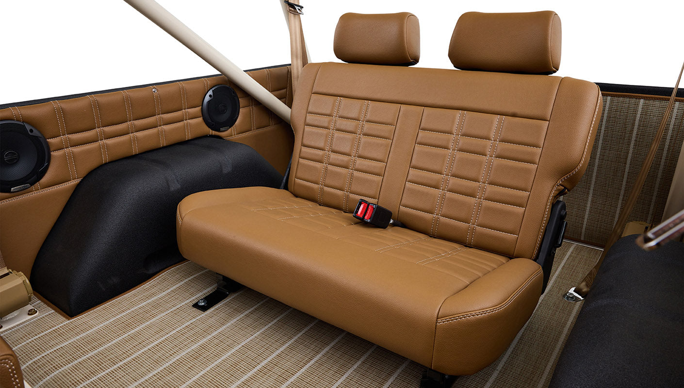 Ford Bronco 1973 Grasmere Green Coyote Series Wimbledon White Custom Interior