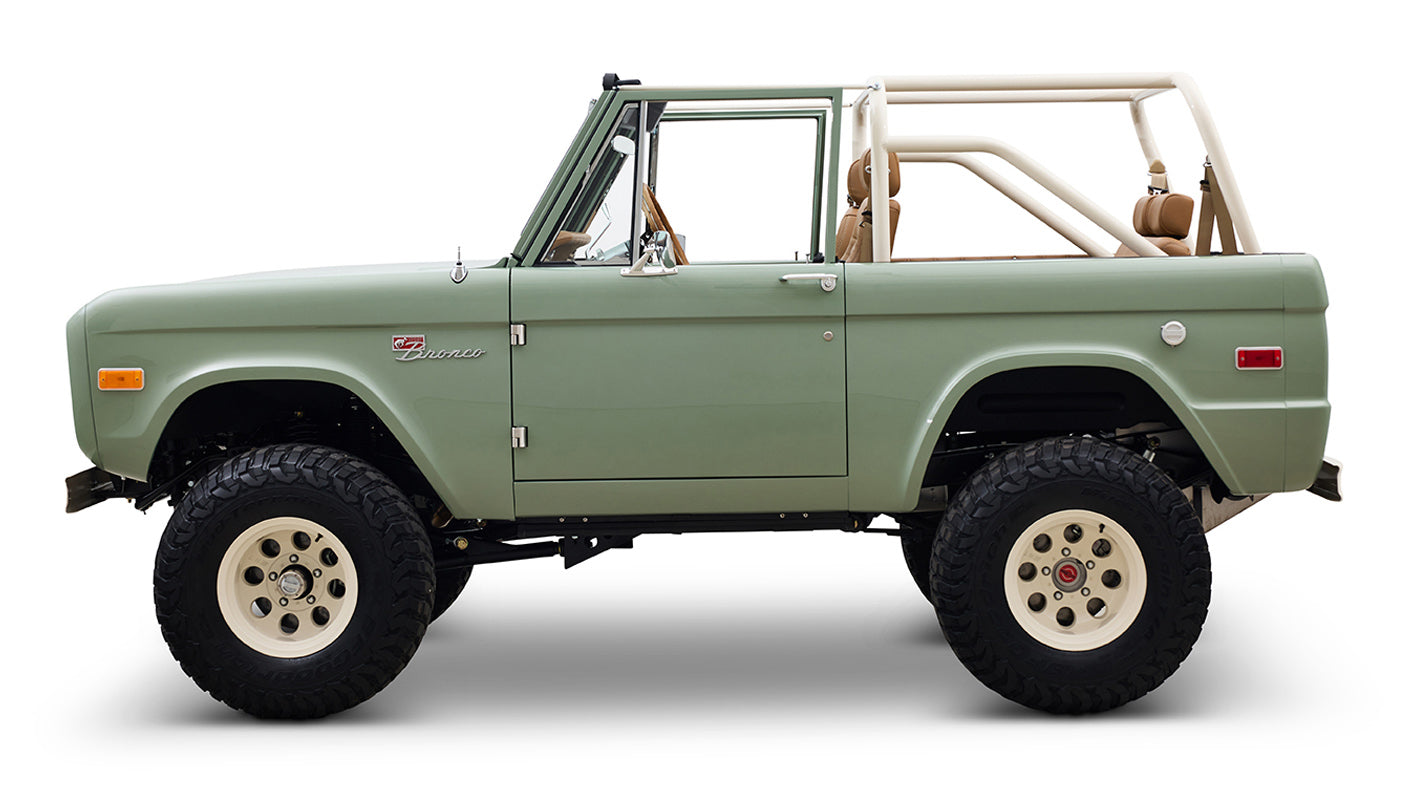 Ford Bronco 1973 Grasmere Green Coyote Series Wimbledon White Custom Interior