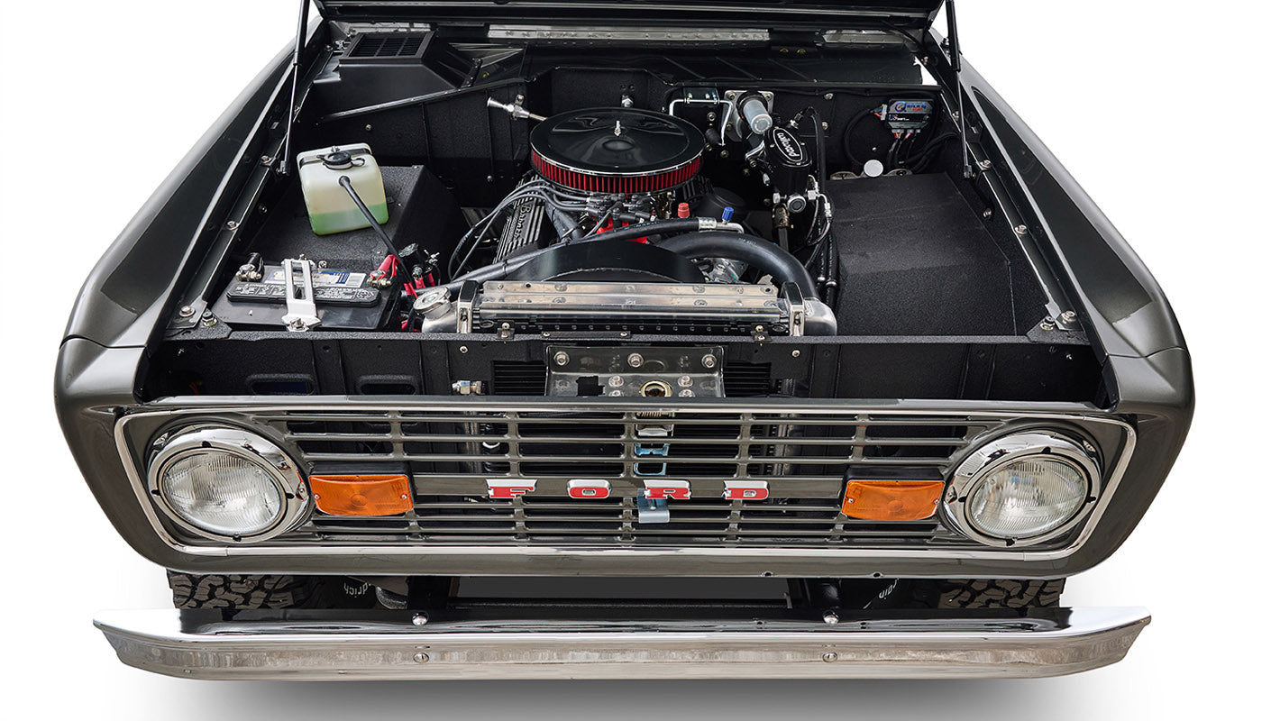 Ford Bronco 1977 302 Series in Adventurine Green with Black Soft Top 302 V8