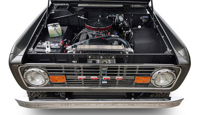 Ford Bronco 1977 302 Series in Adventurine Green with Black Soft Top 302 V8