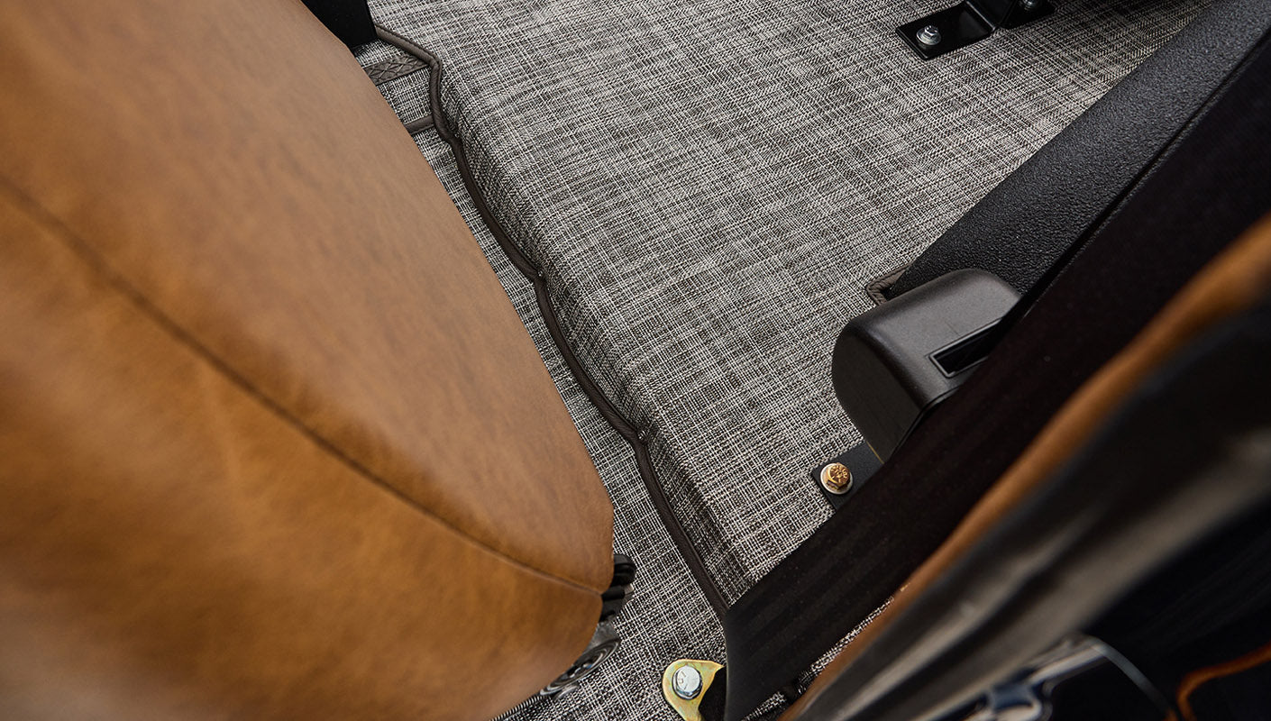 Ford Bronco 1975 Metallic Navy Coyote Series with Custom Diamond Stitch Leather Interior