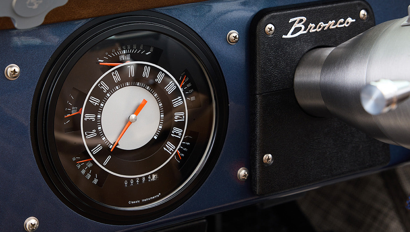 Ford Bronco 1975 Metallic Navy Coyote Series with Custom Diamond Stitch Leather Interior