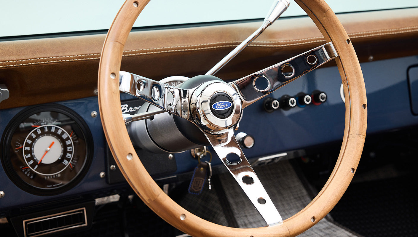 Ford Bronco 1975 Metallic Navy Coyote Series with Custom Diamond Stitch Leather Interior