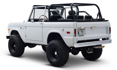 Ford Bronco 1975 Yulong White 302 Series Custom Black Interior