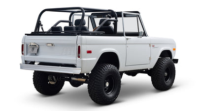Ford Bronco 1975 Yulong White 302 Series Custom Black Interior