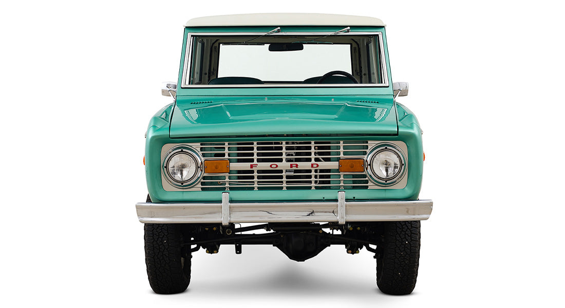 Restored Ford Bronco 1977 Light Jade 302 v8 with Wimbledon White Hard Top