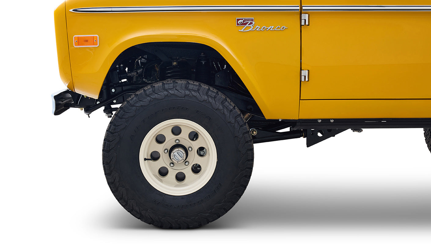 Classic Ford Bronco Ord Bronco Chrome Yellow Coyote Series Wheel series