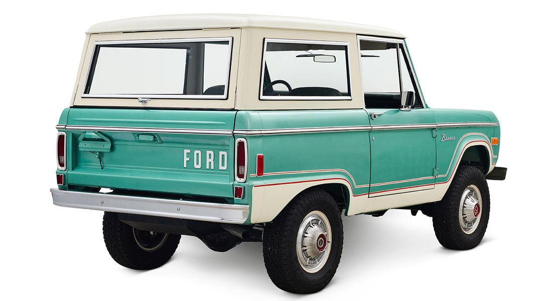 Restored Ford Bronco 1977 Light Jade 302 v8 with Wimbledon White Hard Top