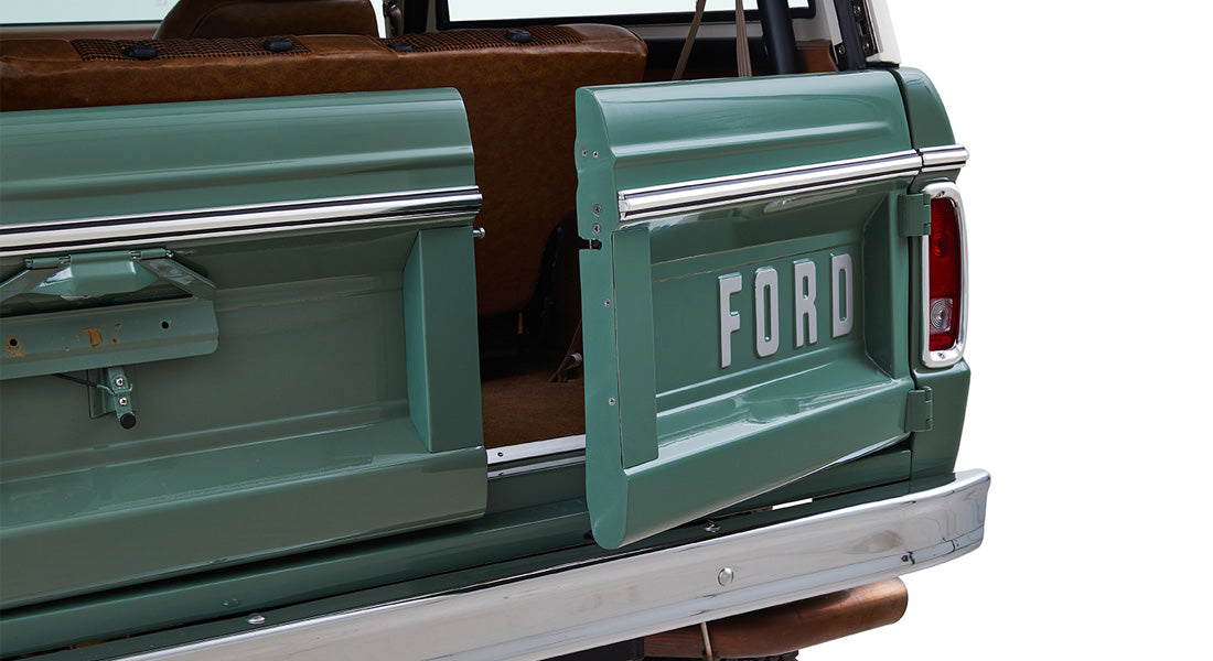Classic Ford Bronco tailgate