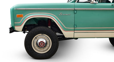 Restored Ford Bronco 1977 Light Jade 302 v8 with Wimbledon White Hard Top